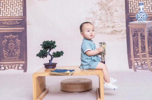 浮梁宝宝吃迷糊奶如何纠正